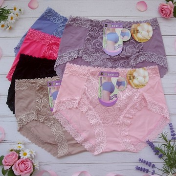 M 性感緹花蕾絲內褲 蠶絲褲底 彈性柔軟 透氣乾爽 女生內褲 蠶絲內褲 中腰 三角褲 棉質女內褲蕎琪 8865