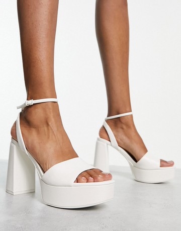 Stradivarius platform heel in white