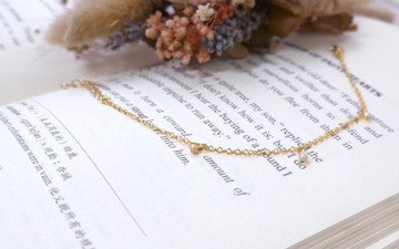 SL289 Light you up 迷你粉橘珍珠手鍊