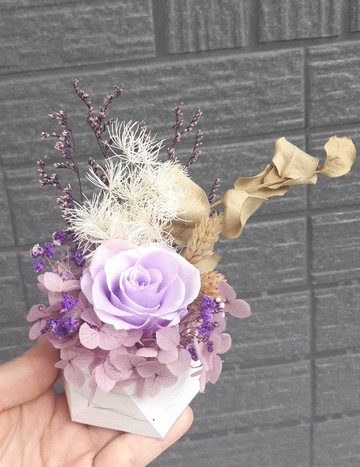 love in kelly 不凋玫瑰六角擴香石盆花 可客製文字