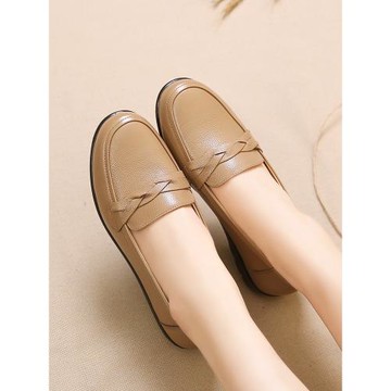 媽媽鞋真皮軟底軟皮平底春秋大碼女鞋單鞋秋冬季中老年女加絨皮鞋