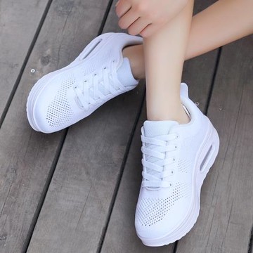 2025秋季新款網面透氣運動休閑鞋女厚底搖搖鞋鏤空韓版小白鞋