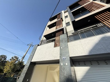 烏日✧溪南喀哩✧國三交流道全新臨路車庫別墅A5｜台中市烏日區溪南路二段