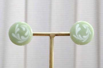 樹脂藝術 拉花藝術風格圓形耳環・抹茶色