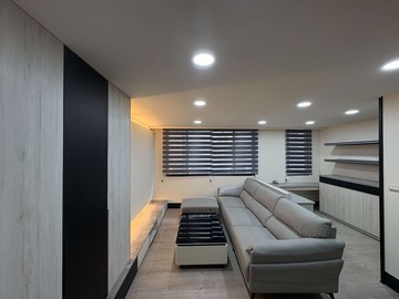 瑞隆二聖商圈全新翻修溫馨公寓三樓｜高雄市前鎮區精忠街