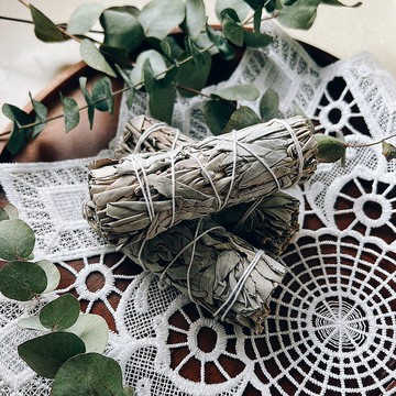 【身心靈入門、淨化】精選 加州白鼠尾草 煙薰棒 | 空間潔淨