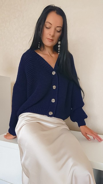鈕扣羊毛毛衣 V領針織開衫 寬鬆毛衣外套 針織外套