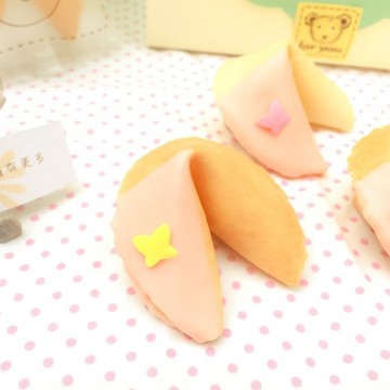 婚禮小物 客製化幸運籤餅 二次進場 桌上禮 蝶戀櫻花粉草莓巧克力