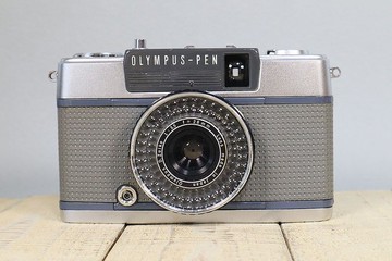 【免運】【功能完好】經典底片相機 OLYMPUS PEN EE-2 S/N2862192 p119