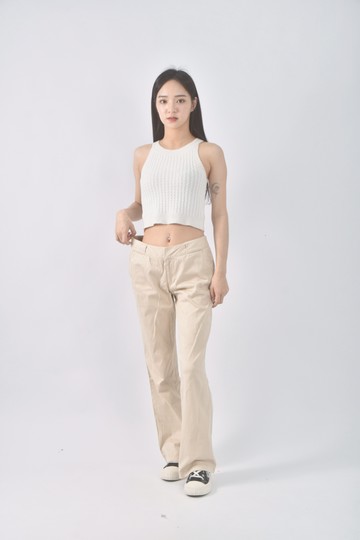 (M) u2 ladies直筒杏色長褲