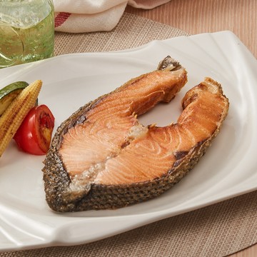 【團購專區：箱購】智利 鮮美嫩肥鮭魚中切(265g±15%/片)，共20包