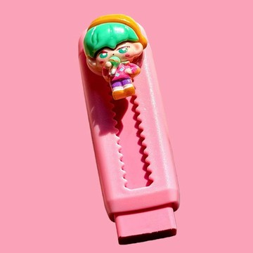 在臺好貨🔥KPOP獵魔女團推拉橡皮擦小學生專用無碎屑不留痕推動ins卡通橡皮
