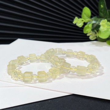 優質天然黃水晶方糖手錬 冰透檸檬黃方形水晶手釧 色澤剔透誘人