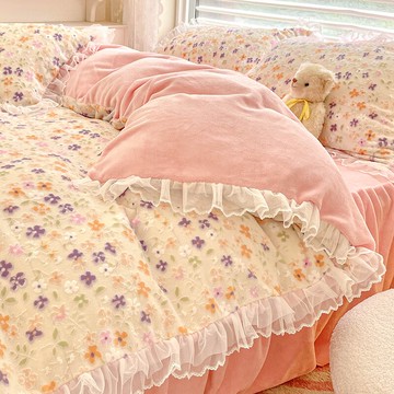 立體花瓣蕾絲邊雕花牛奶絨床上四件套公主風雙面珊瑚絨被套床單冬