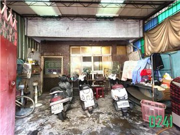 安南海佃商圈面寬5米須整理車墅☎️290-6660｜台南市安南區安富街