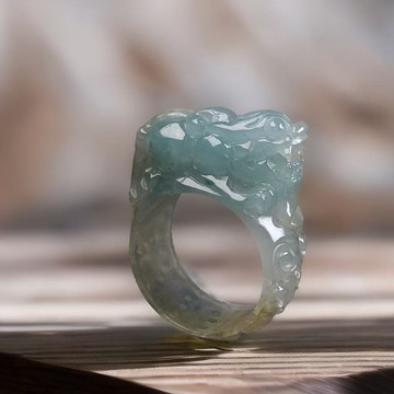 冰種飄綠翡翠貔貅玉戒 | 國際18圍 | 天然緬甸玉翡翠A貨 | 送禮