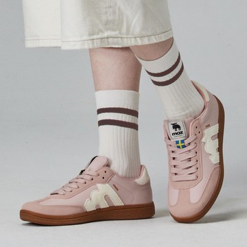 moz瑞典 駝鹿 經典再現 復古 德訓鞋 (櫻花粉)