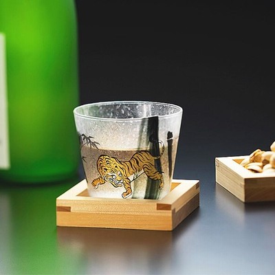 蒔絵竹文 三段枡酒器セット 蒔絵竹文 三段枡酒器セット - メルカリ