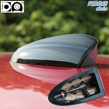 【鯊魚鰭天線】汽車天線 車載天線 收音機天線 車頂裝飾 改裝天線 通用型 增強信號 防水防鏽 無損安裝 提升車身顏值