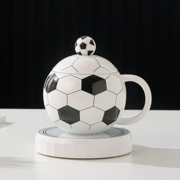 ⚽【陶瓷足球杯帶蓋勺禮盒】ins風送男友體育紀念品水杯 馬克杯伴手禮 創意球形杯身 足球造型攪拌勺 400ml大容量