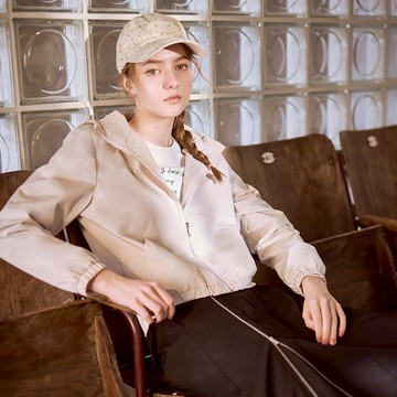 短版連帽風衣外套