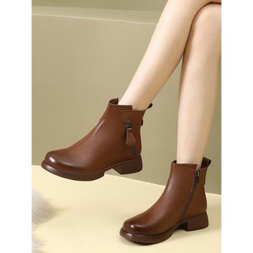 鞋子女2024新款爆款冬季短靴大碼真皮女靴41一43平底顯瘦馬丁靴