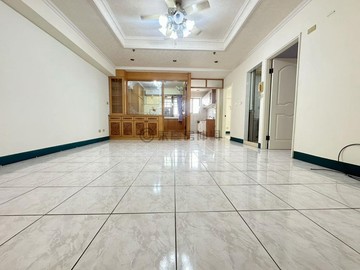 河堤社區/人之初/稀有高樓採光三房平車*錯過不再｜高雄市三民區鼎瑞街