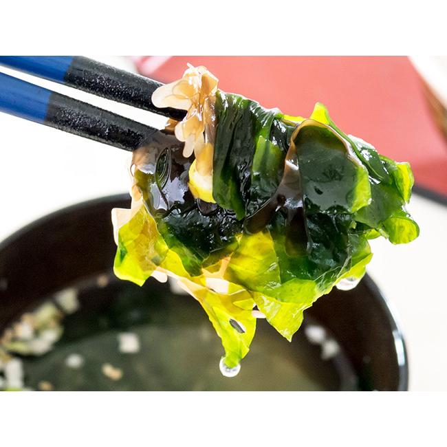 漁場のカニスープ 70g(顆粒)北海道の新鮮な浜採りズワイガニを特殊加工し蟹本来の風味を生かし造りあげました