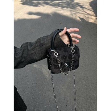 超火女夏手提小方包高級感鏈條