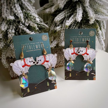 刺繡耳環 | 耳夾 / 耳勾 - 浮冰北極熊