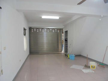 近學區邊間美透天｜桃園市桃園區大慶街