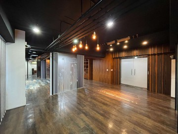 中正金融商圈｜雙捷運｜皇普國際低總價商辦｜高雄市苓雅區光華一路
