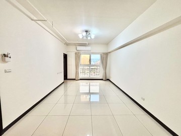 芽芽推薦蘇黎市/高樓採光三房車/屋況好規劃｜新北市五股區芳洲八路