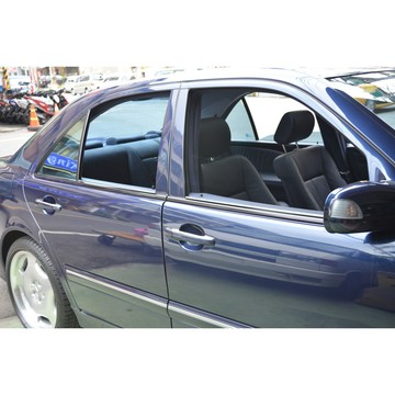 賓士BENZ E320/W210 1996-2002年【崁入式晴雨窗-短截款】比德堡 內崁 嵌入 內嵌