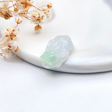 【招財神獸】冰種飄綠花翡翠貔貅吊飾 | 天然緬甸翡翠A貨 | 送禮