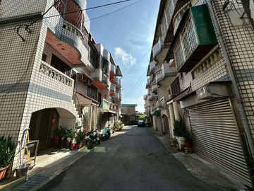 近新屋市區田中路便宜需整理邊間透天｜桃園市新屋區田中路