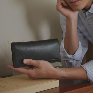 【金安德森】Moore 單窗翻蓋式長夾-魅惑黑