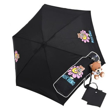 MOSCHINO 8252 小花泰迪熊圖案輕量摺疊晴雨傘.黑(附吊飾)