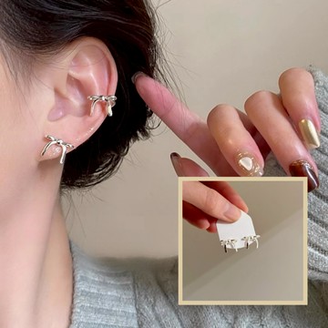 台灣現貨🎉耳環 耳飾 全新簡約 百搭金屬蝴蝶結耳環 耳釘 小眾時尚 氣質 無耳洞 耳骨夾 小巧耳飾 KM2