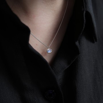 925純銀 小巧橢圓 月光石 蛋面 包鑲 項鍊 長鍊 短鍊 鎖骨鍊