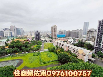 久年快晴景觀戶電梯邊間三房車 K111 住商賴依甯｜新北市三重區清傳街