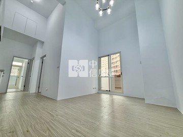 中山醫捷運站 長輩最愛挑高１樓低公設美３房露臺戶｜台中市南區復興北路