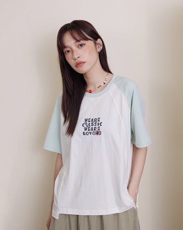 復古印花剪接下擺涼感T恤(兩色)