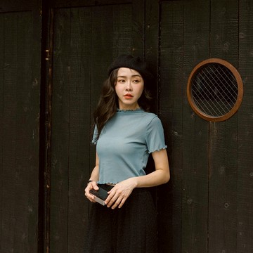 QUEENSHOP_F 女裝 木耳邊微透膚網紗短袖上衣 五色售 現+預 【01098780】