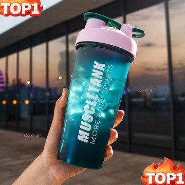 台湾热销 肌肉坦克搖搖杯子 蛋白搖粉杯 奶昔攪拌杯 健身運動女新款水杯正品 健身水杯 健身搖搖杯 運動水杯