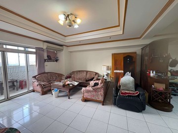 衛武營新富商圈景觀大地坪大3房｜高雄市鳳山區新富路