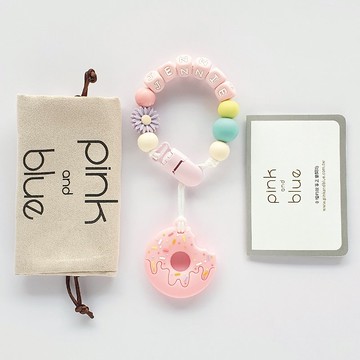 JENNIE 雛菊 粉色甜甜圈固齒器 / 客製化奶嘴鏈