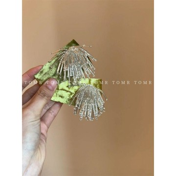 商城熱賣⭐氣質串珠邊夾 流蘇民族風 手作髮夾  日常百搭春日來信~手工自制橄欖綠絲絨髮夾高級感劉海邊夾頭飾