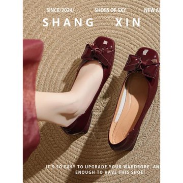 粗跟單鞋女2025新款春季中跟方頭蝴蝶結配裙子漆皮紅色婚鞋新娘鞋