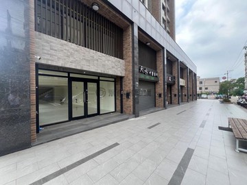 專任【清大四季】視野大器整排落地窗金店面+平車｜新竹市東區南大路